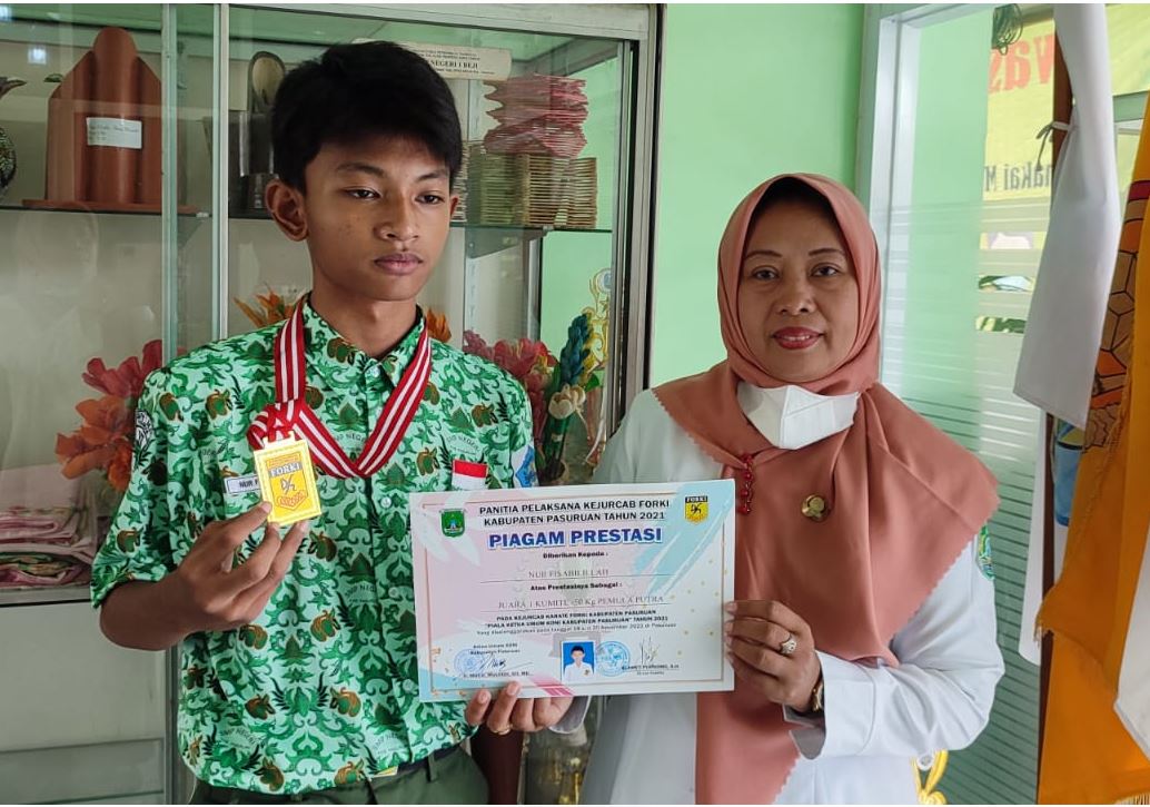 Siswa SMPN 1 Beji Meraih Prestasi Dalam Beberapa Kegiatan Lomba